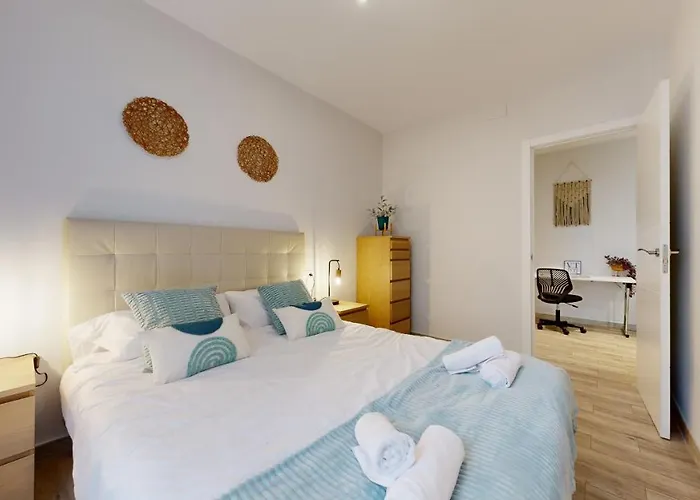 Viana Vivienda Turistica Moderna Y Reformada Con Wifi *