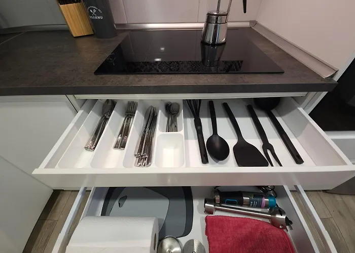 Viana Vivienda Turistica Moderna Y Reformada Con Wifi *