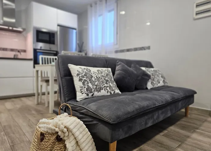 Viana Vivienda Turistica Moderna Y Reformada Con Wifi